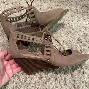 Just Fab wedge